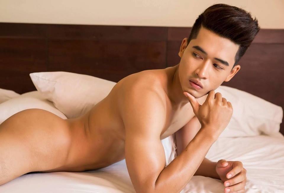 หนุ่มหล่อขึ้นปก 78