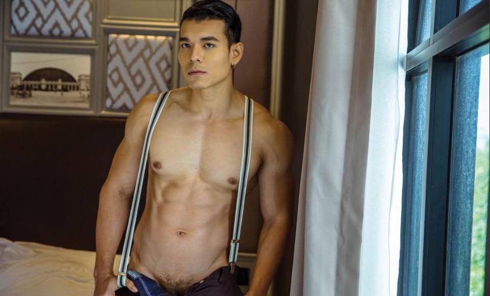หนุ่มหล่อขึ้นปก 79