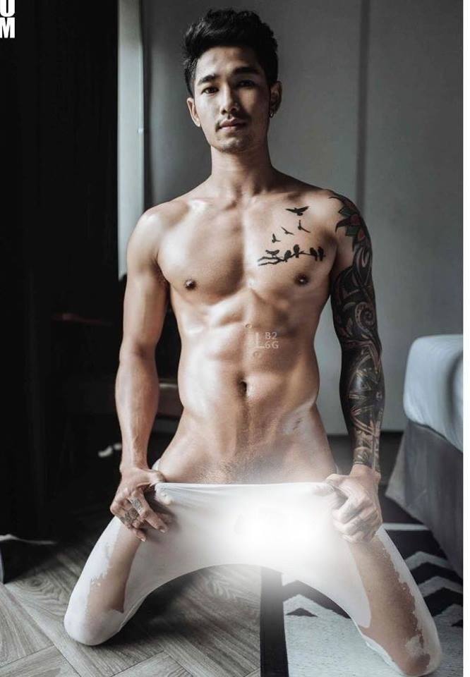 หนุ่มหล่อขึ้นปก 81