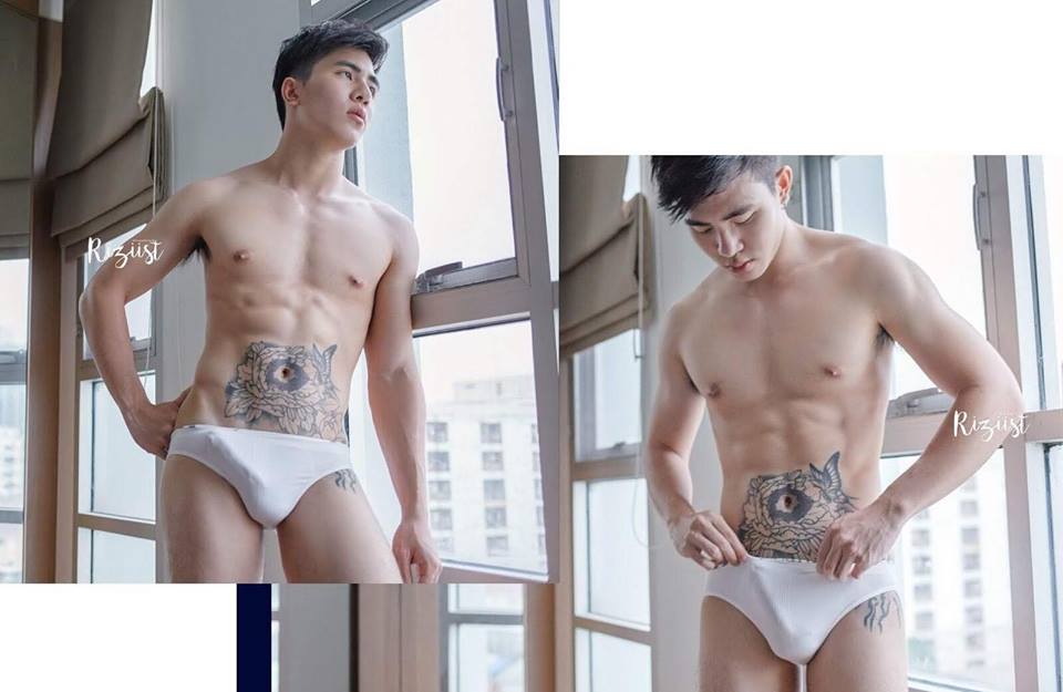 หนุ่มหล่อขึ้นปก 85
