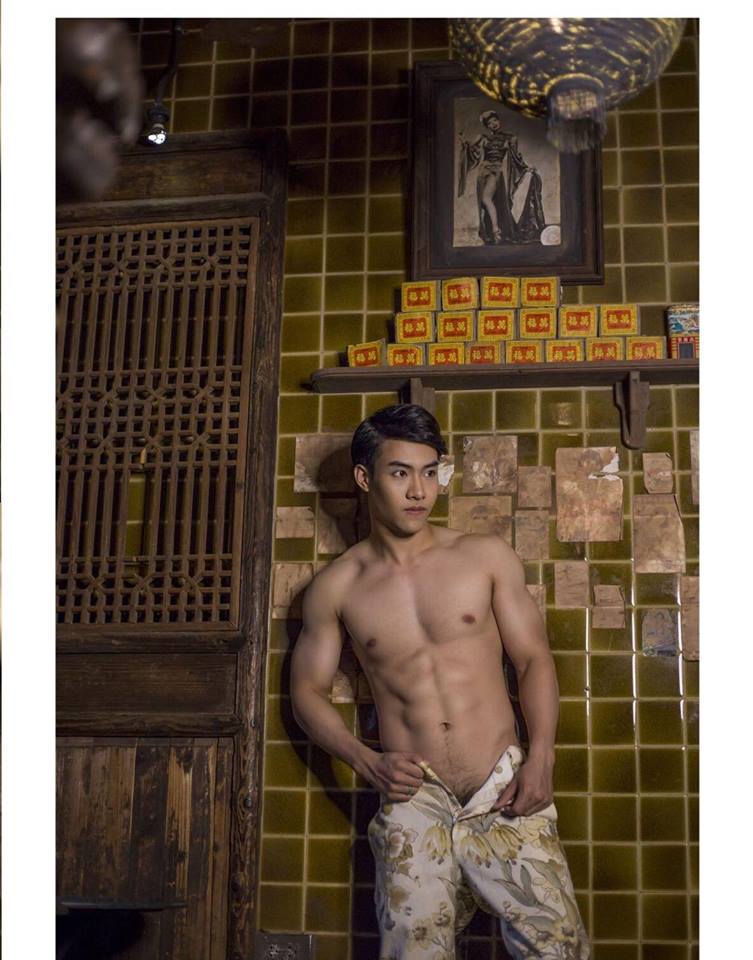 หนุ่มหล่อขึ้นปก 88