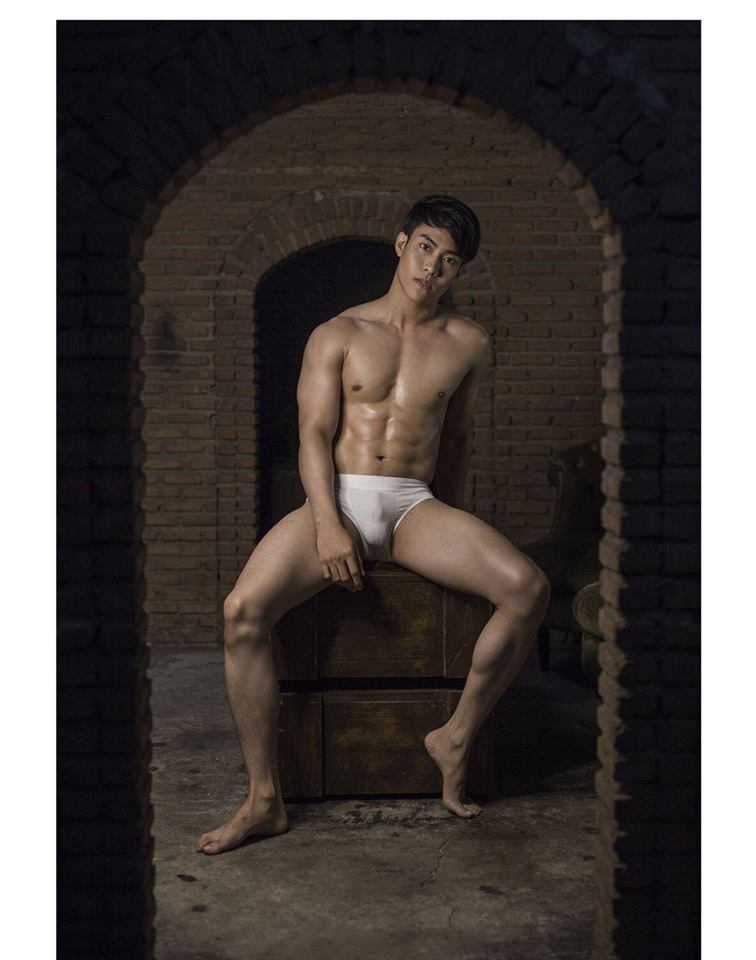 หนุ่มหล่อขึ้นปก 88