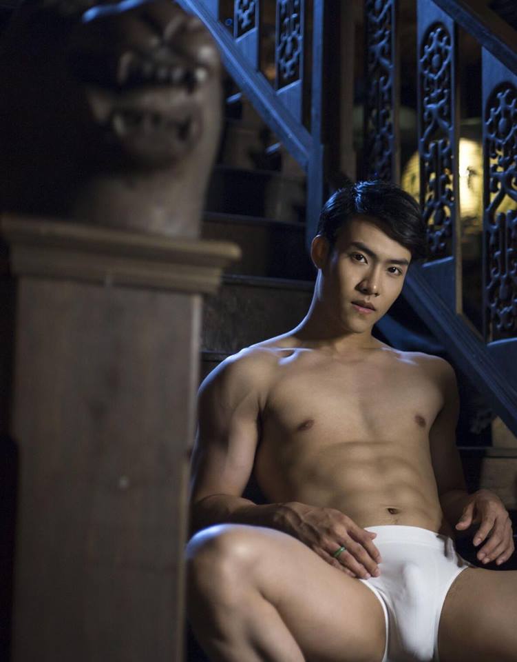 หนุ่มหล่อขึ้นปก 88