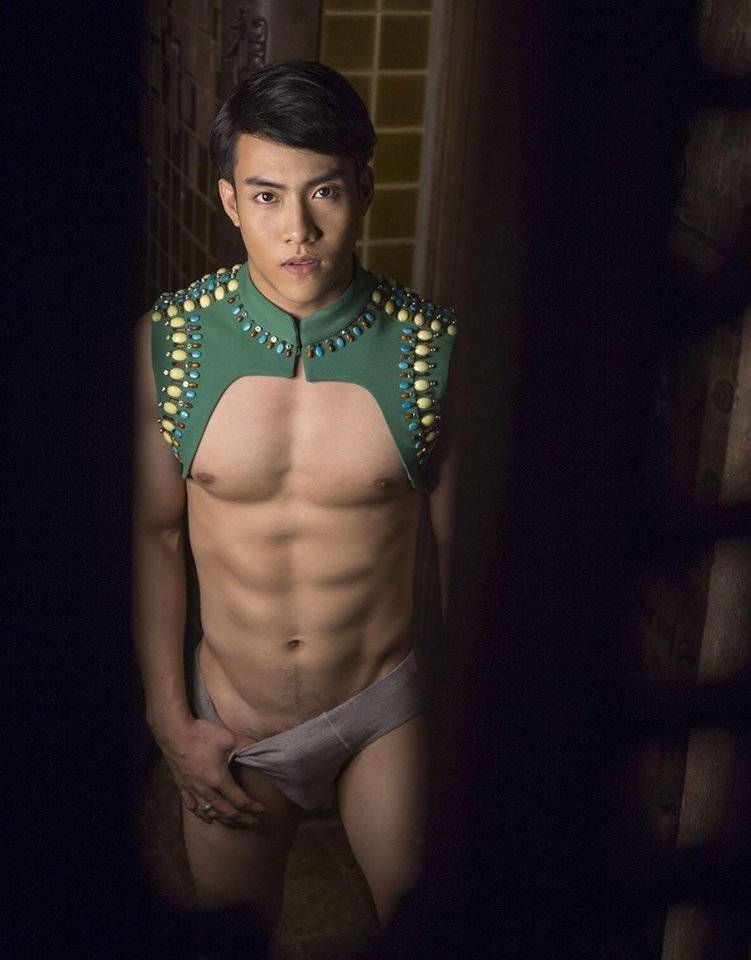 หนุ่มหล่อขึ้นปก 88