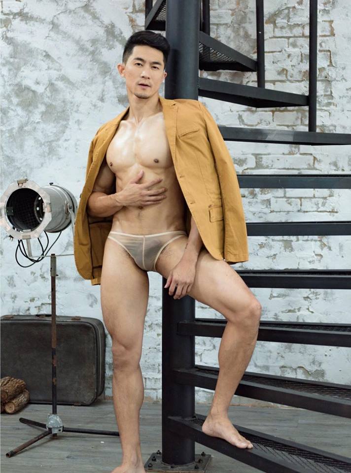 หนุ่มหล่อขึ้นปก 89
