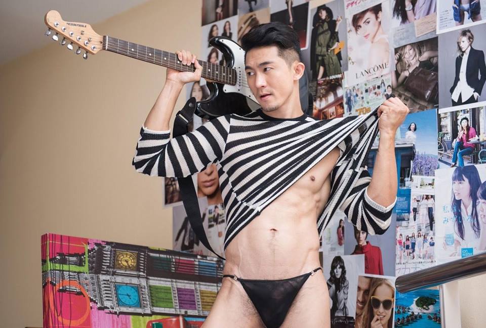 หนุ่มหล่อขึ้นปก 89