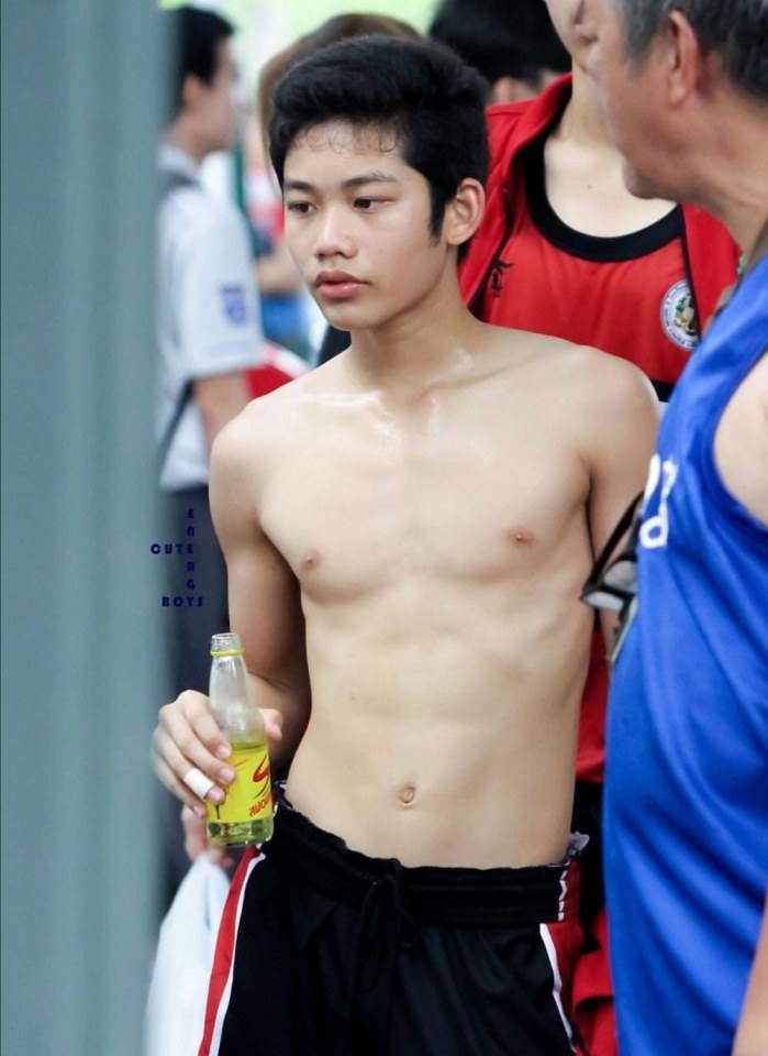 หนุ่มๆ