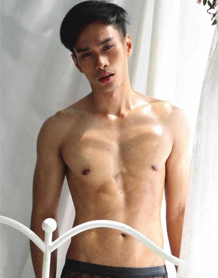 หนุ่มหล่อขึ้นปก 90