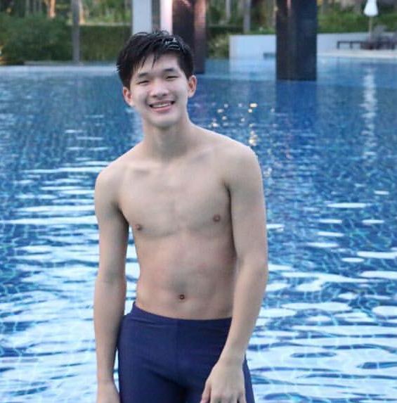 นักว่ายน้ำน่ากิน