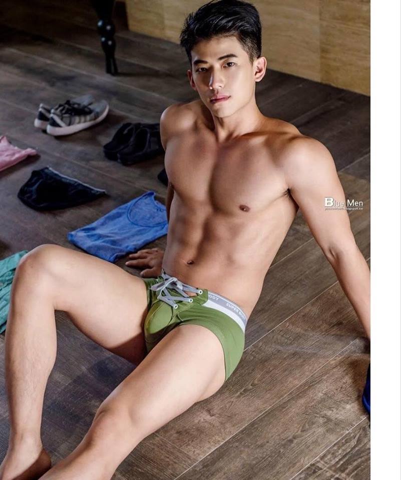 หนุ่มหล่อขึ้นปก 96