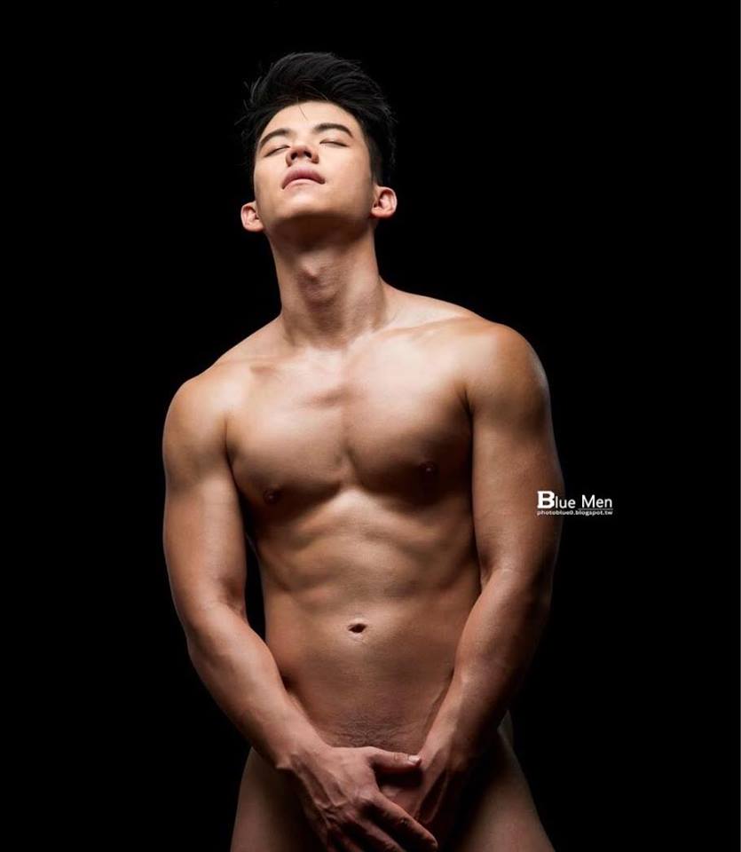 หนุ่มหล่อขึ้นปก 96