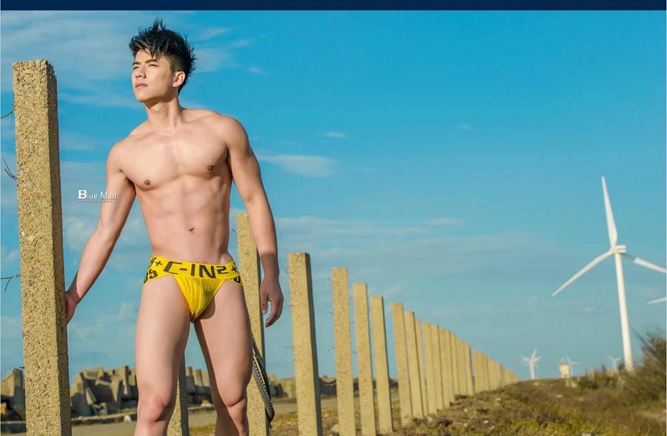 หนุ่มหล่อขึ้นปก 96