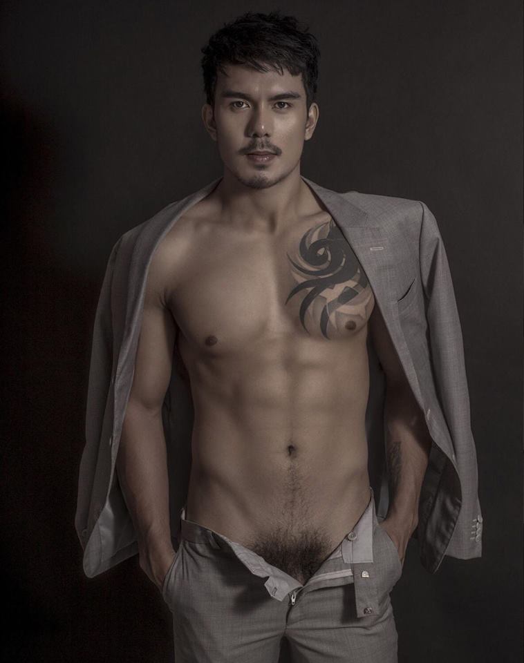 หนุ่มหล่อขึ้นปก 97