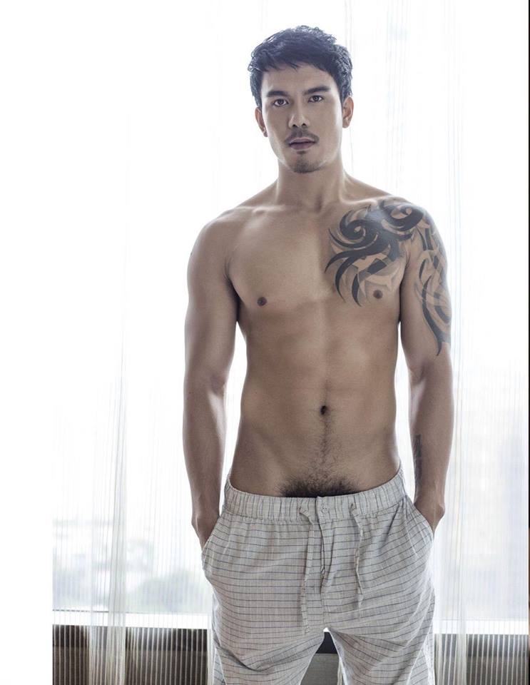 หนุ่มหล่อขึ้นปก 97