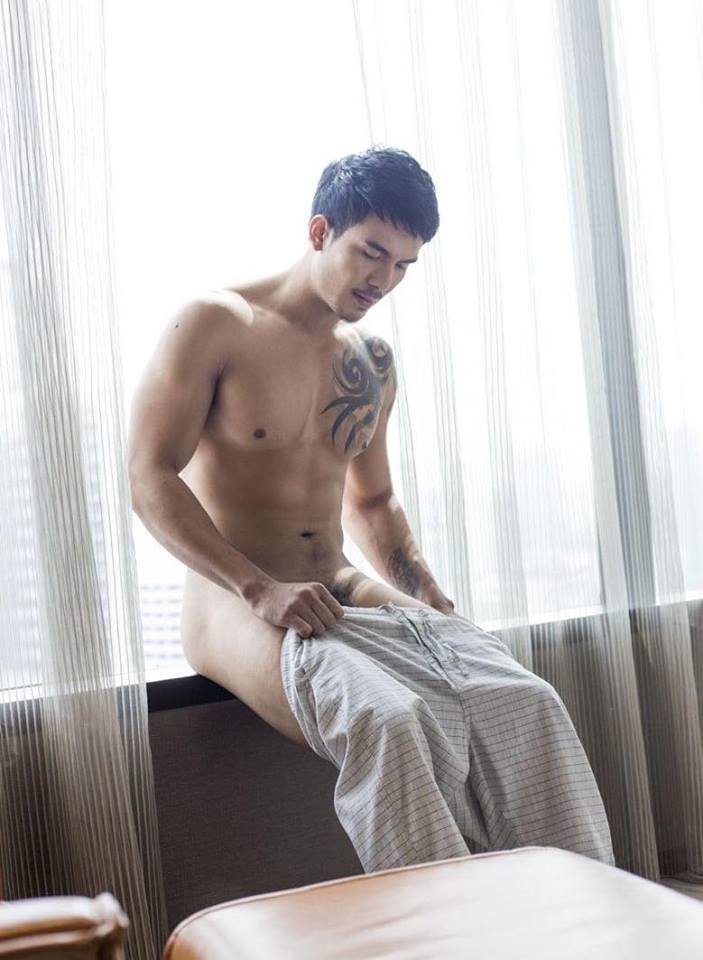 หนุ่มหล่อขึ้นปก 97