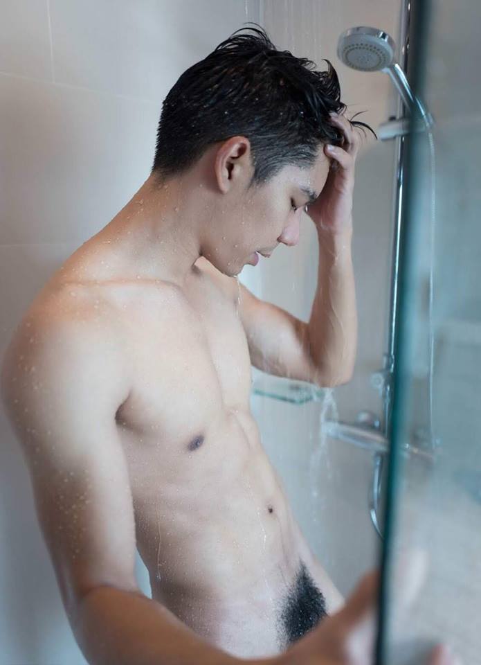 หนุ่มหล่อขึ้นปก 98