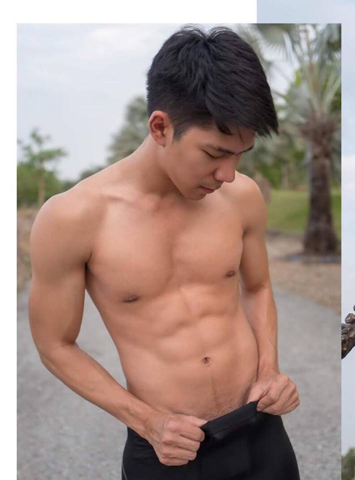 หนุ่มหล่อขึ้นปก 98