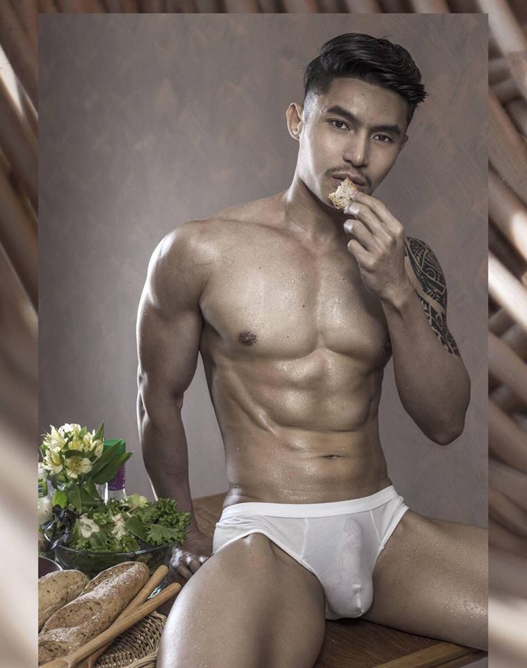 หนุ่มหล่อขึ้นปก 99