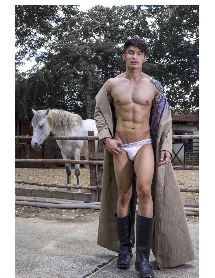 หนุ่มหล่อขึ้นปก 99