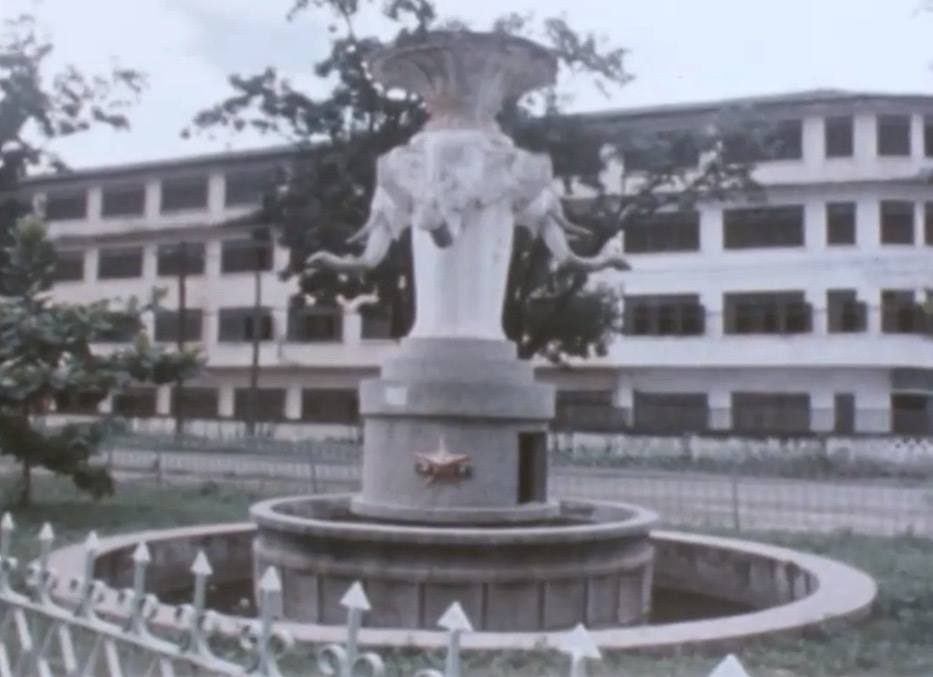 เมืองลาวก่อนปี1975
