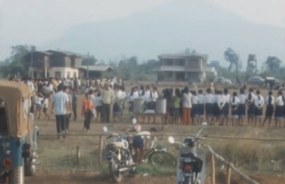 เมืองลาวก่อนปี1975