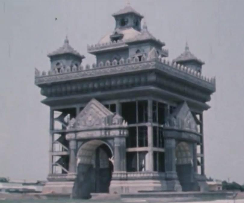 เมืองลาวก่อนปี1975