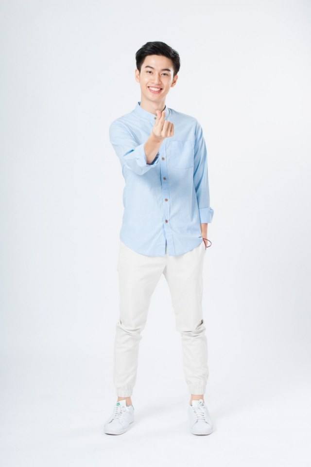 เด็กเสิร์ฟหล่อบอกต่อด้วย h2m bangsaem