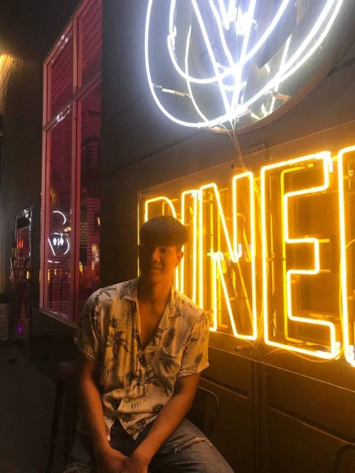 น้องหวาย หนุ่มนักกฎหมาย หล่องานดีบอกต่อด้วย