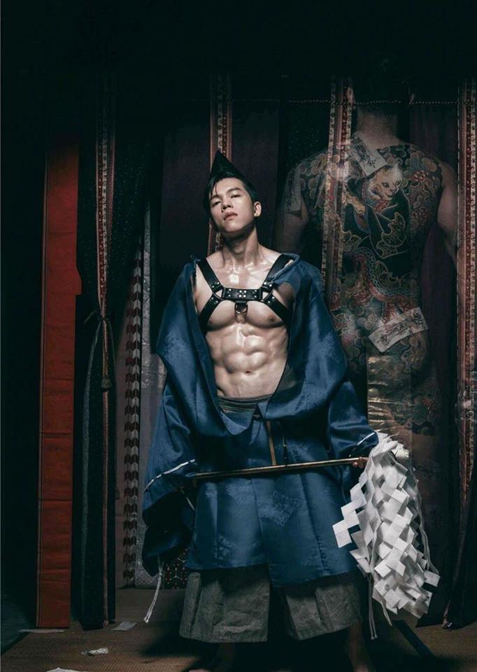 หนุ่มหล่อขึ้นปก 103