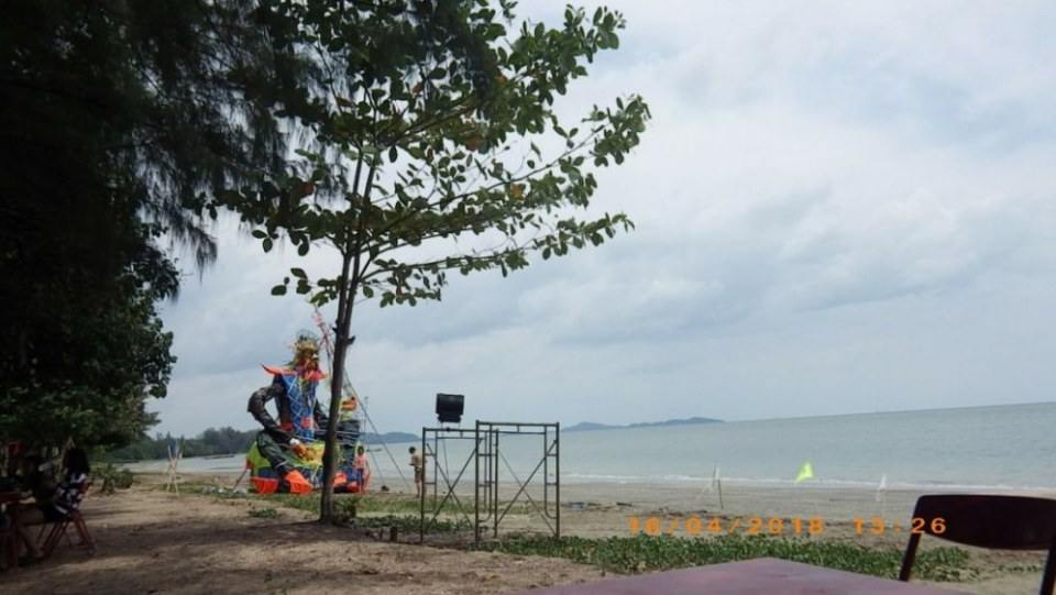 ชายหาดสำราญ จ.ตรัง
