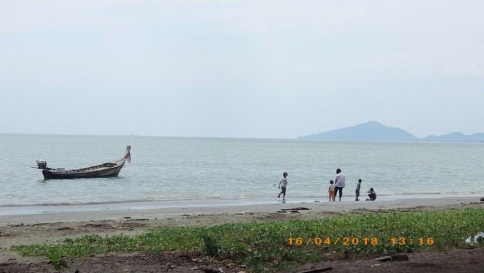 ชายหาดสำราญ จ.ตรัง