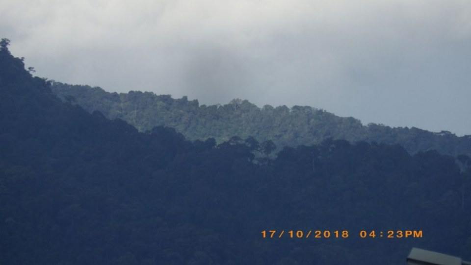เทือกเขาหลวง (ตัดส่วน)