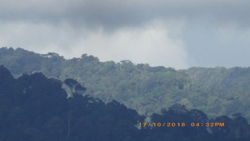 เทือกเขาหลวง (ตัดส่วน)