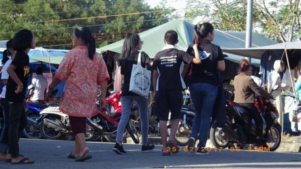 ตลาดนัดนาบอน วันเสาร์