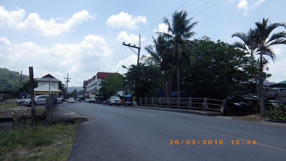 อ.ทุ่งสง (ด้านหอนาฬิกา)