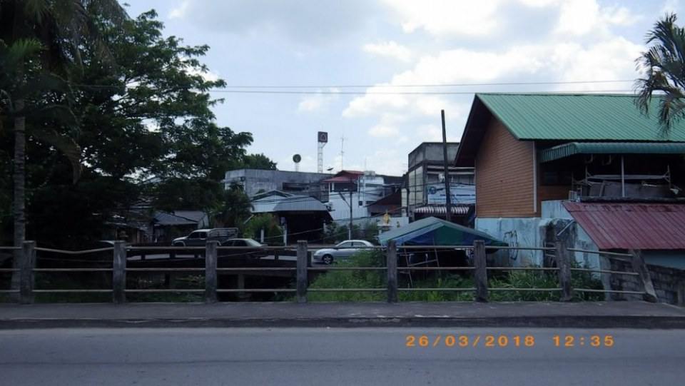 อ.ทุ่งสง (ด้านหอนาฬิกา)