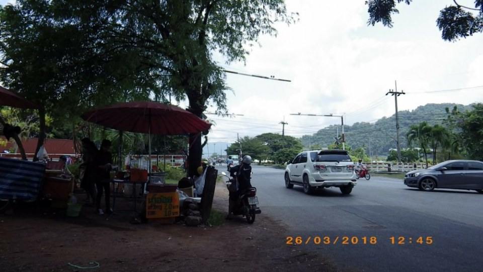 อ.ทุ่งสง (ด้านหอนาฬิกา)