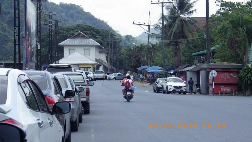 อ.ทุ่งสง (ด้านหอนาฬิกา)