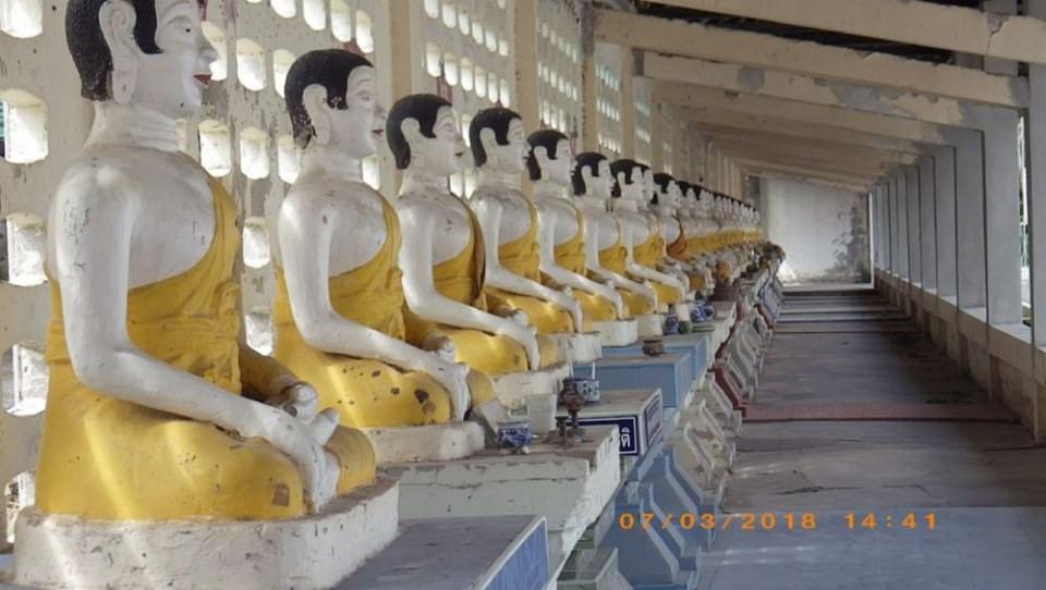 หลังวัด