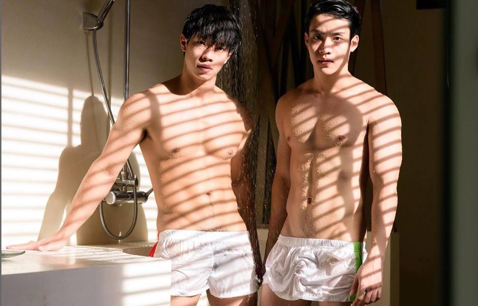 หนุ่มหล่อขึ้นปก 107
