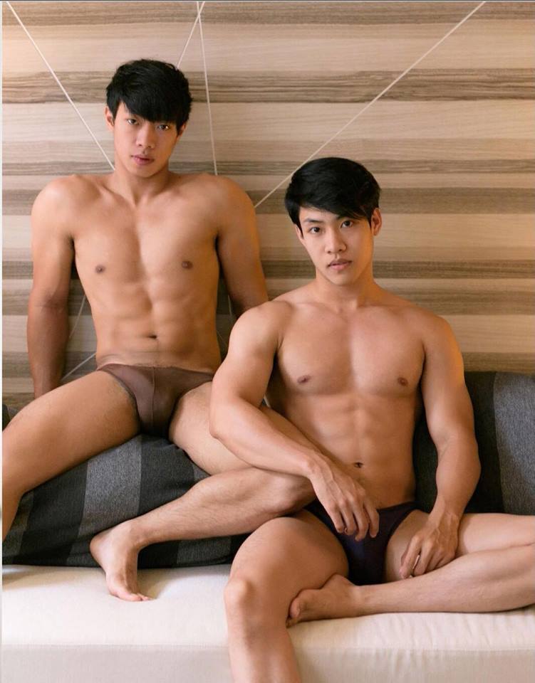 หนุ่มหล่อขึ้นปก 107