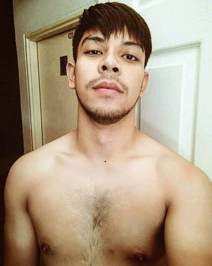 ชายแท้หล่อๆ