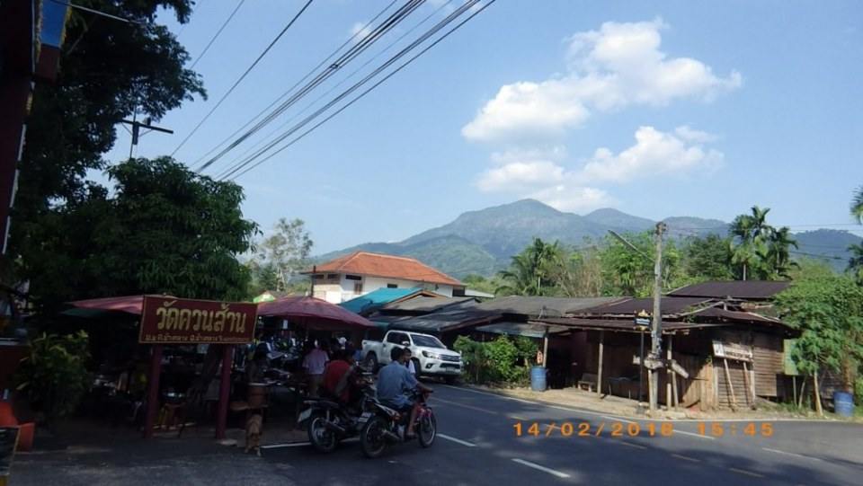 หน้าวัดควนส้าน
