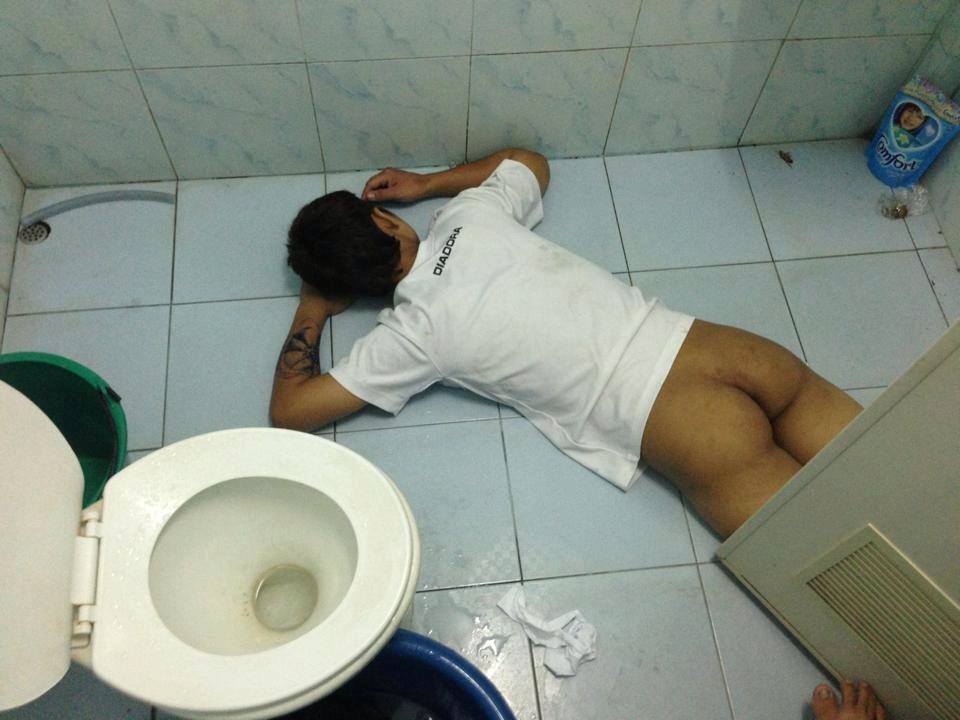 สุดท้าย หนุ่มๆ