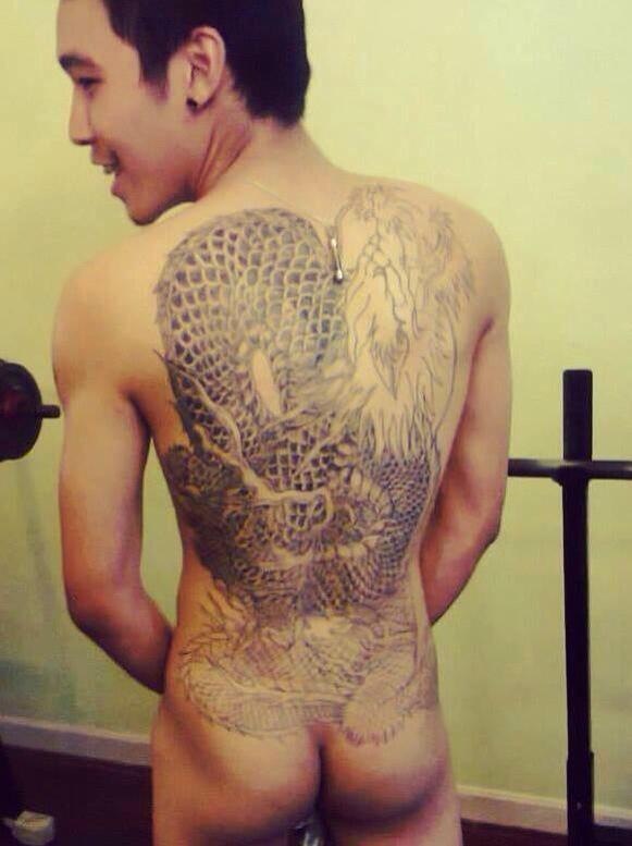 สุดท้าย หนุ่มๆ