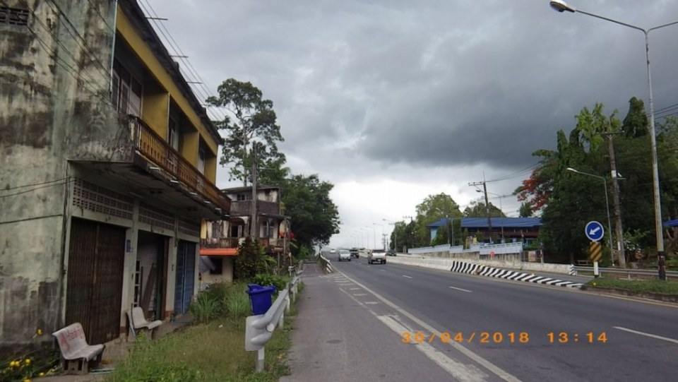 อ.ร่อนพิบูลย์ (จ.นครศรีธรรมราช) ฝั่งสถานีรถไฟ