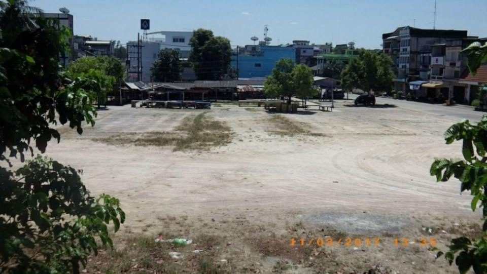 หลังตลาดนาบอน