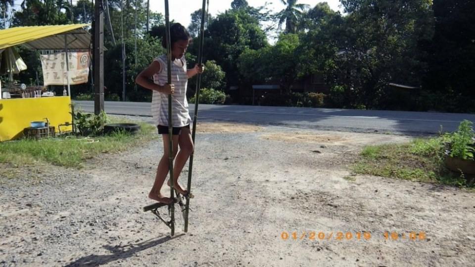 เครื่องเล่นสมัยก่อน