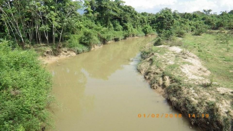 คลองมิน หลังสถานีรถไฟหลักช้าง