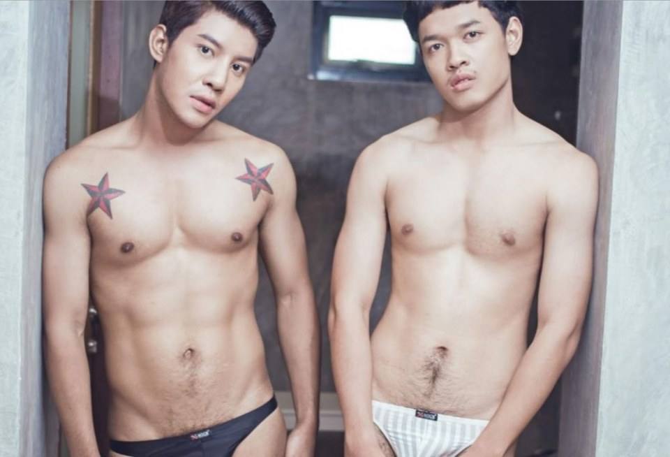 หนุ่มหล่อขึ้นปก 122